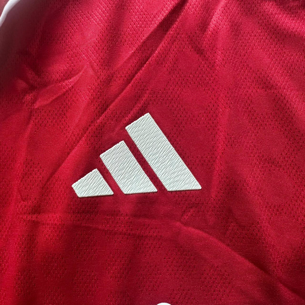 Liverpool home 2026 / PL Gold edition