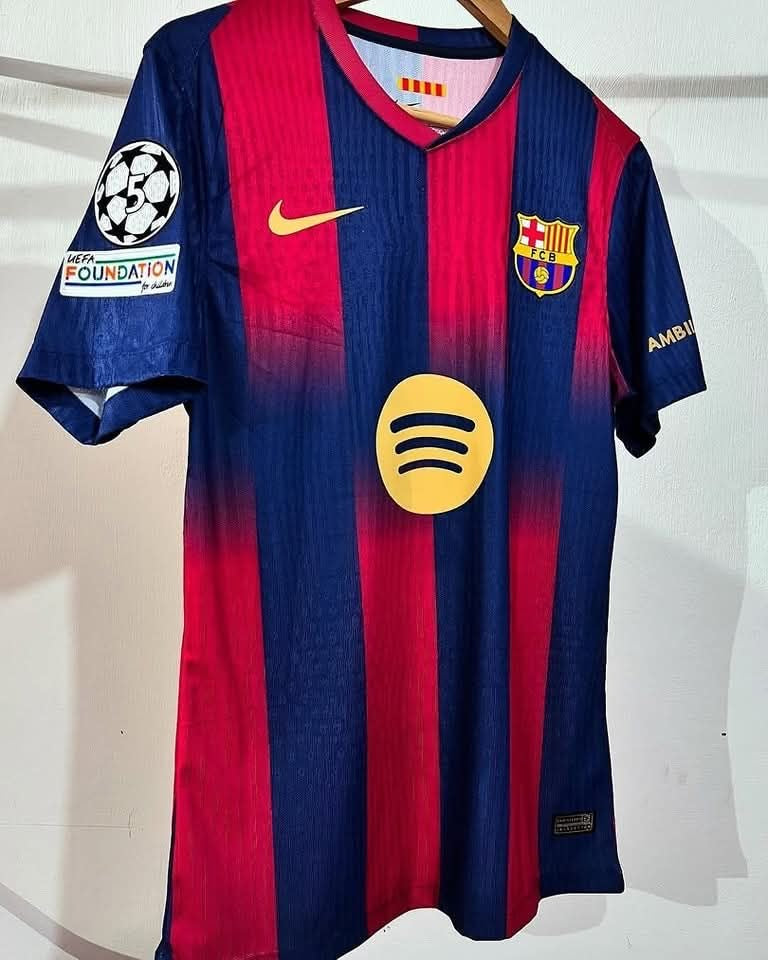 Barcelona home 2026 / UCL edition
