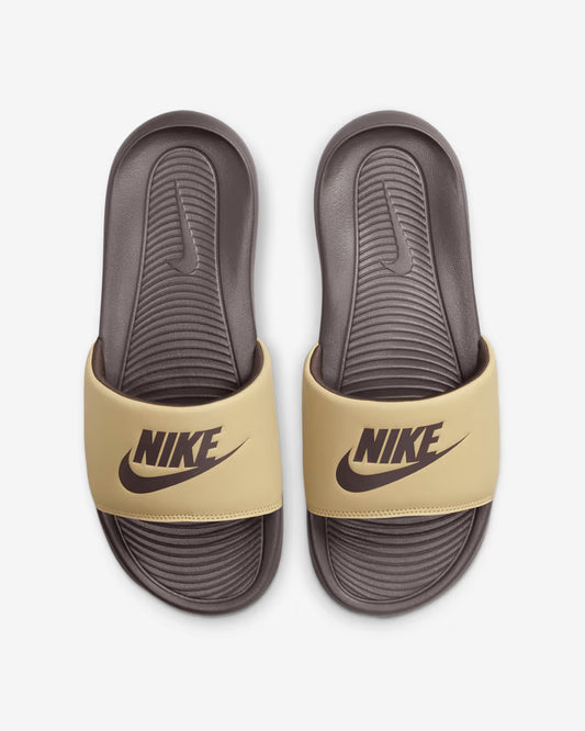 Nike Victori Black - Gold